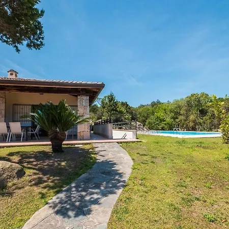 Nyaraló House In With Free Parking *