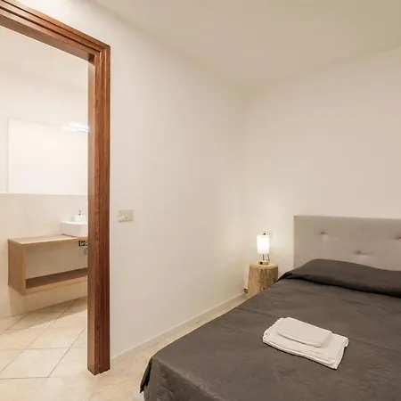 House In With Free Parking Nyaraló Porto Cervo