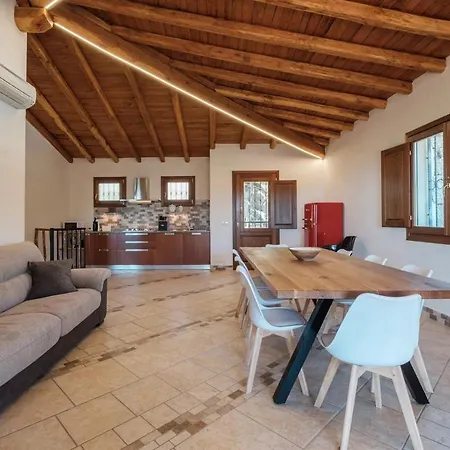 House In With Free Parking *